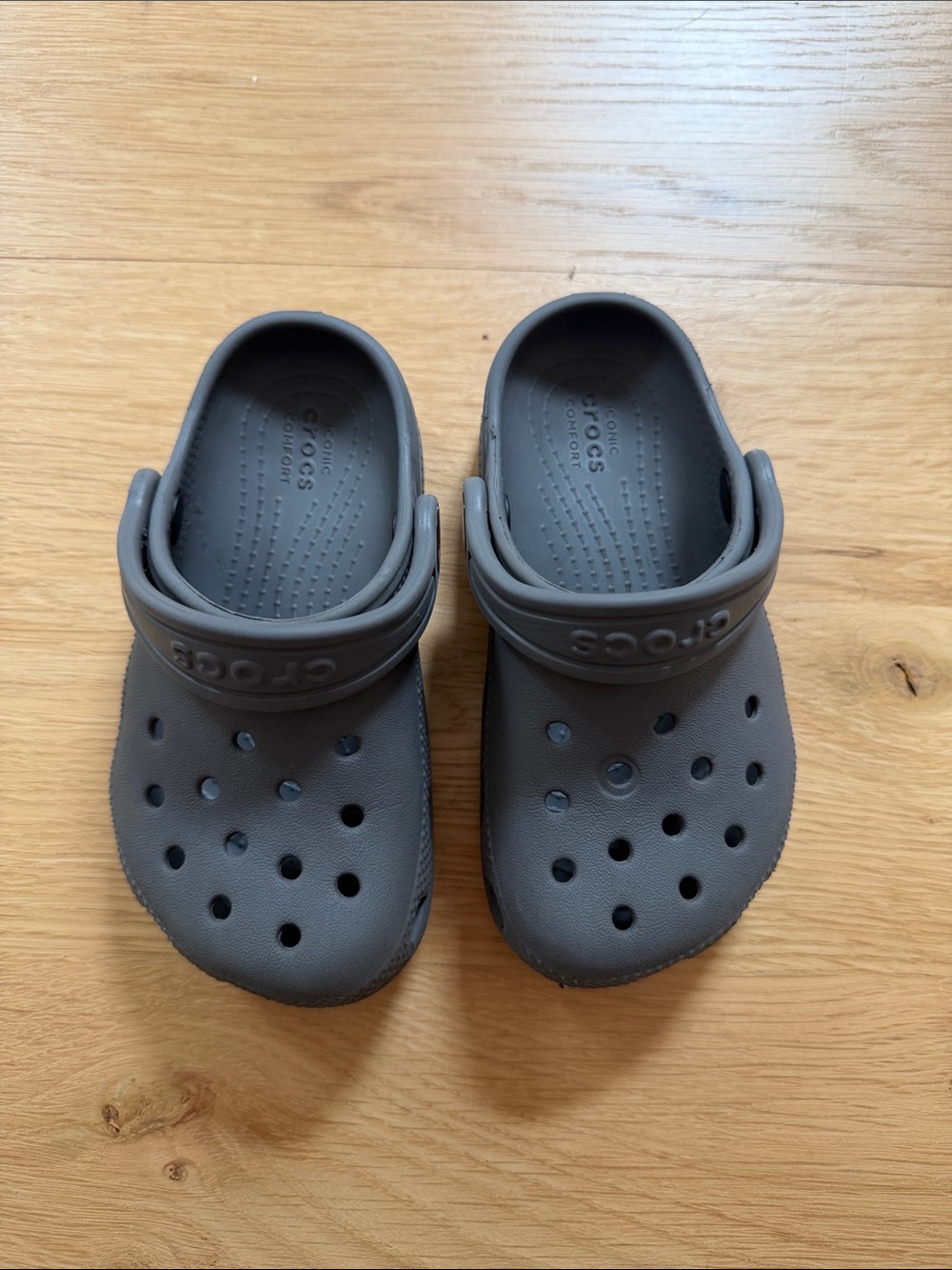 CROCS Kids Classic Clogs in Charcoal